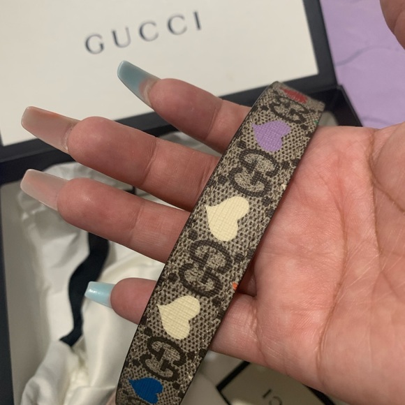 Like new Gucci little girl belt size Large - Picture 1 of 5